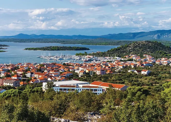 Apartman 1 Bedroom Cozy In Betina (Sibenik-Knin)